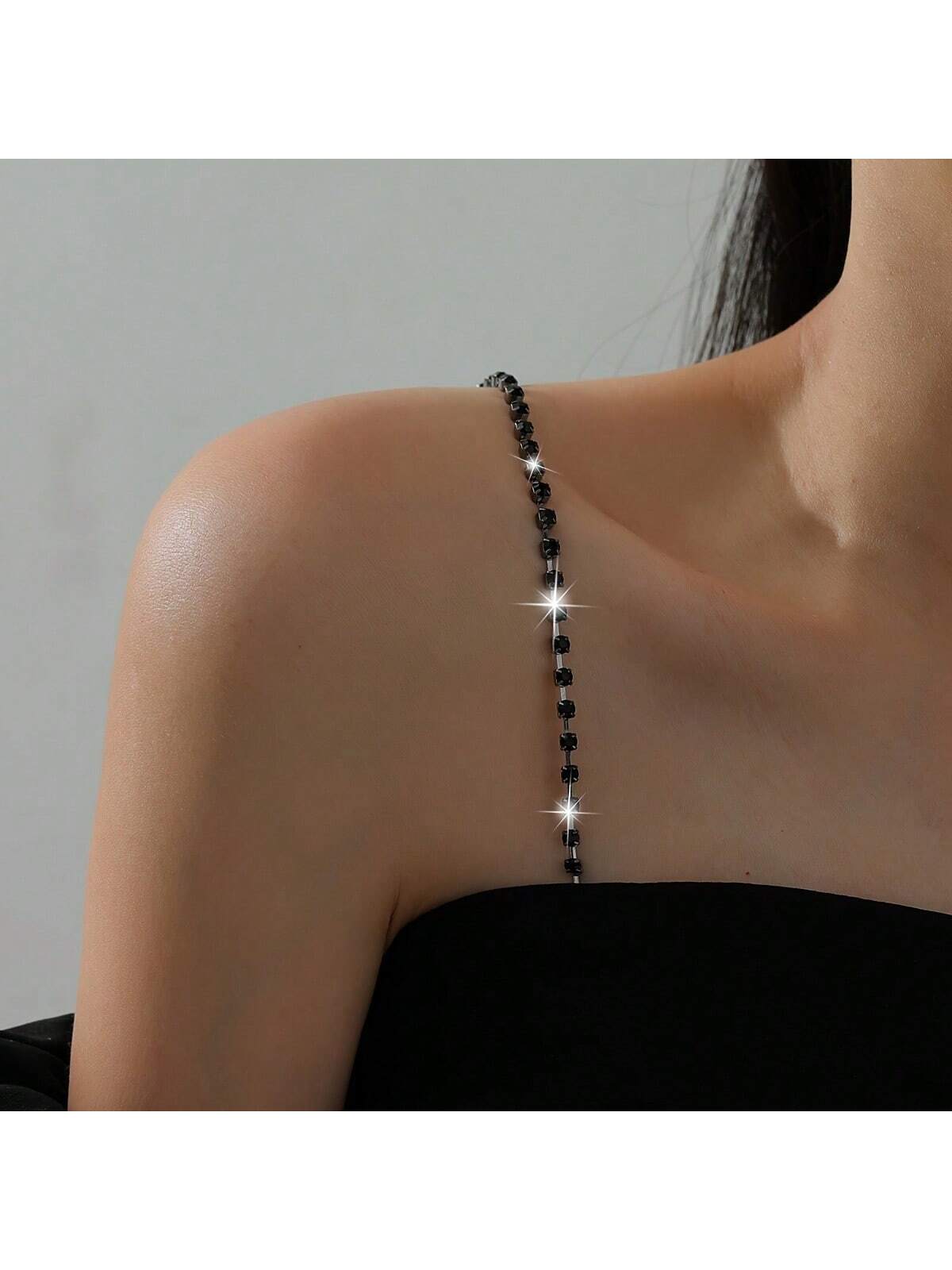 Body Jewelry Art - Tali bra berlian imitasi elegan yang