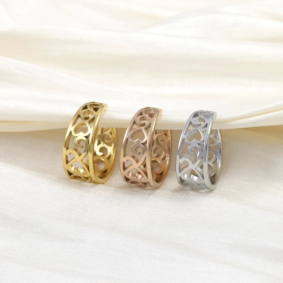 Cincin Lotus berongga wanita,  - Body Jewelry Hypoallergenic ulasan dan harga